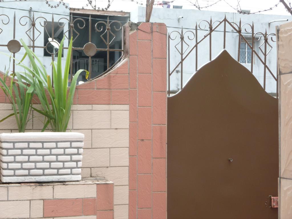 Lagrande-Vi Abidjan Quarto foto